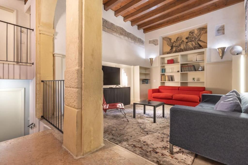 Residenza Angels @Piazzadelleerbe Apartman Verona Kültér fotó