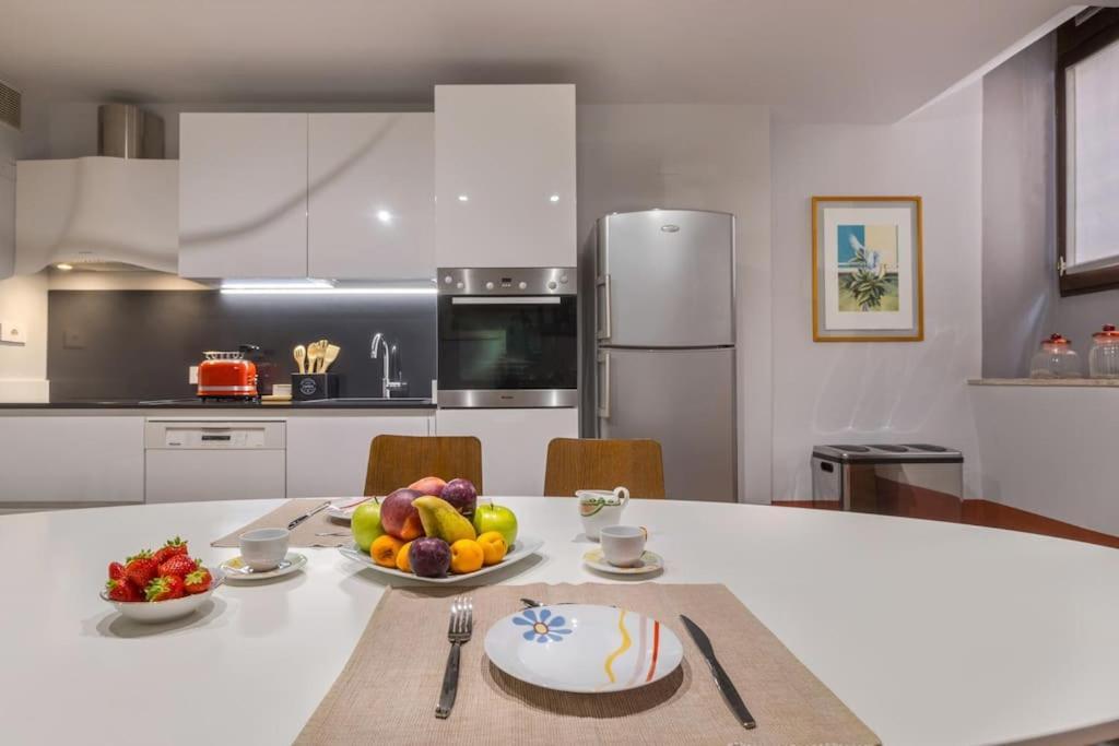 Residenza Angels @Piazzadelleerbe Apartman Verona Kültér fotó