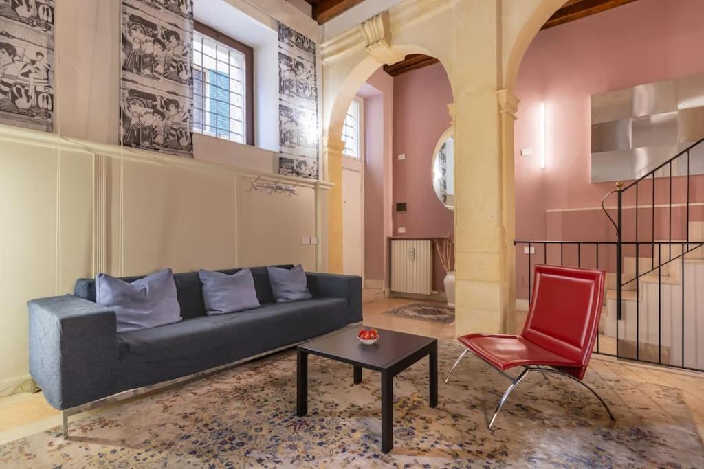 Residenza Angels @Piazzadelleerbe Apartman Verona Kültér fotó